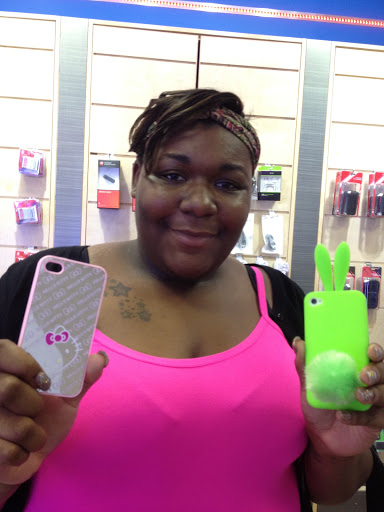 Electronics Repair Shop «Cyberion Columbia Electronics & Phone Repair», reviews and photos, 10300 Little Patuxent Pkwy, Columbia, MD 21044, USA