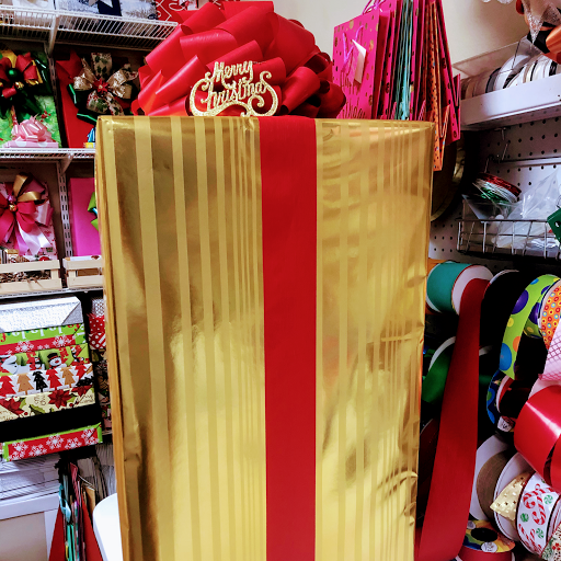 Lulu's Gift Wrapping & More
