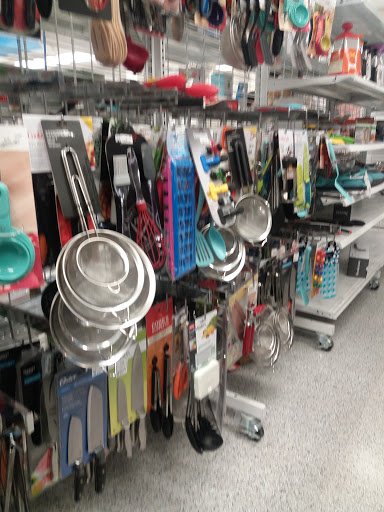 Clothing Store «Ross Dress for Less», reviews and photos, 2845 Cochran St, Simi Valley, CA 93065, USA