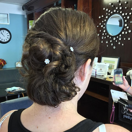 Beauty Salon «Cut To the Chase Salon», reviews and photos, 37 Central Square, Chelmsford, MA 01824, USA