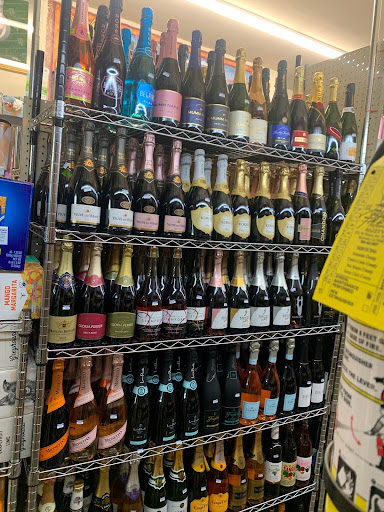 Liquor Store «Judah Ninth Avenue Liquors», reviews and photos, 1400 9th Ave, San Francisco, CA 94122, USA