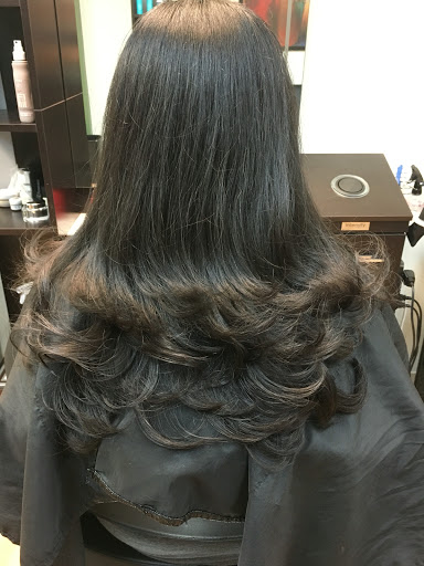 Beauty Salon «SonaLia Hair Salon», reviews and photos, 27629 Chagrin Blvd, Woodmere, OH 44122, USA