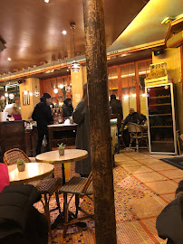 Atmosphère du Restaurant français Le Central à Paris - n°1