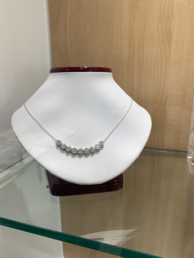 Jeweler «LD Jewelers», reviews and photos, 8073 95th St, Hickory Hills, IL 60457, USA
