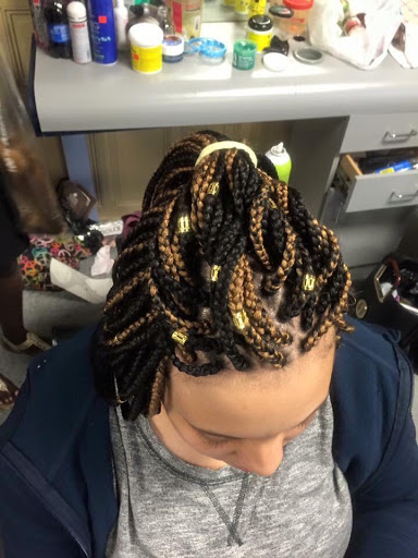 Hair Salon «Jaklins Braiding & Weaving Sensations», reviews and photos, 829 Niagara St, Buffalo, NY 14213, USA