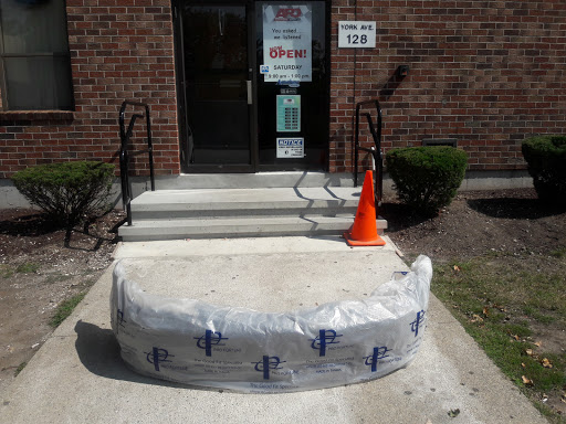 Auto Body Parts Supplier «Auto Parts Outlet», reviews and photos, 128 York Ave, Randolph, MA 02368, USA