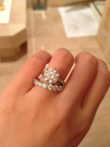 Pawn Shop «Delaware County Jewelry - Open 7 Days - We Buy Everything - CASH FOR GOLD», reviews and photos, 443 MacDade Boulevard, Folsom, PA 19033, USA