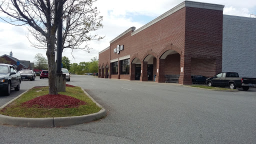 Grocery Store «Food Lion», reviews and photos, 11435 Windsor Blvd, Windsor, VA 23487, USA