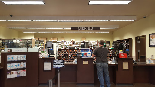 Grocery Store «Fred Meyer», reviews and photos, 2500 Santiam Hwy SE, Albany, OR 97322, USA