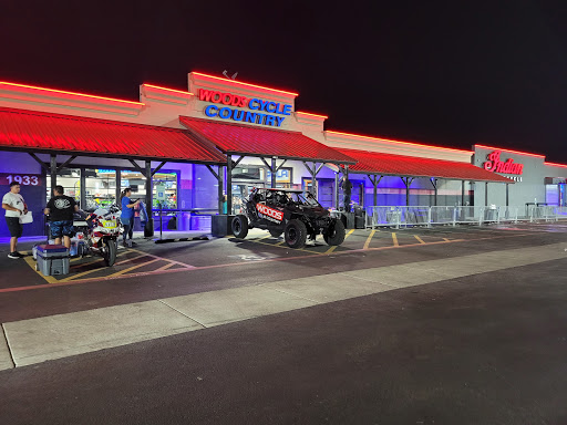 Motorcycle Dealer «Woods Cycle Country», reviews and photos, 1933 Interstate 35 Frontage Rd, New Braunfels, TX 78130, USA