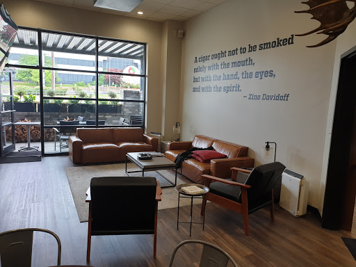 Tobacco Shop «Fogue & Bates Tobacco», reviews and photos, 6929 E 71st St, Tulsa, OK 74133, USA