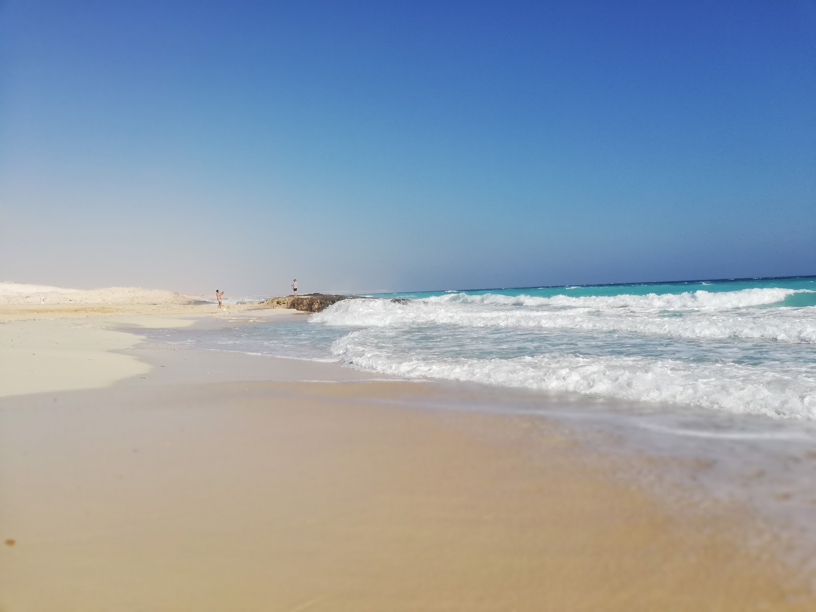 Fotografie cu Canaria Beach cu nivelul de curățenie înalt