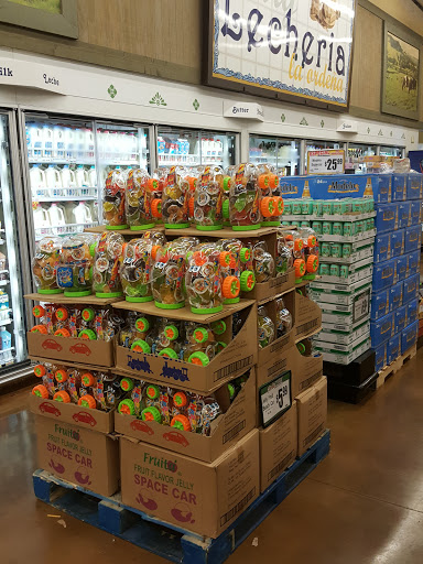 Grocery Store «Northgate Gonzalez Markets», reviews and photos, 10801 Prairie Ave, Inglewood, CA 90303, USA