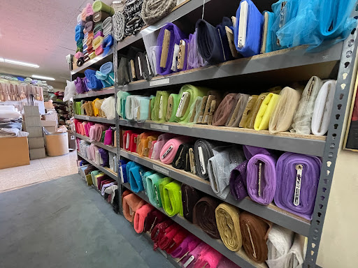 Fabric Outlet & Crafts