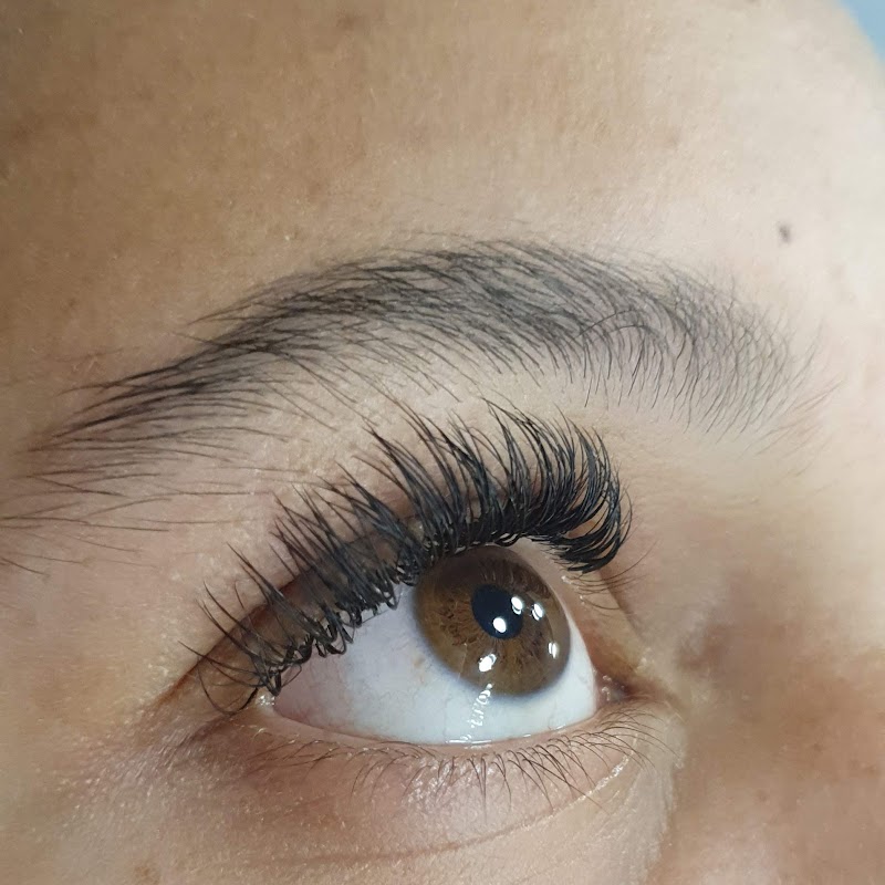 Butterfly Kisses Lash Extension Taipa