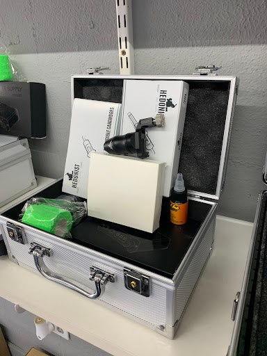 Explore lightning bolt tattoo ideas, creative tattoo ideas in Mesquite, available at Dallas Tattoo Supplies 3