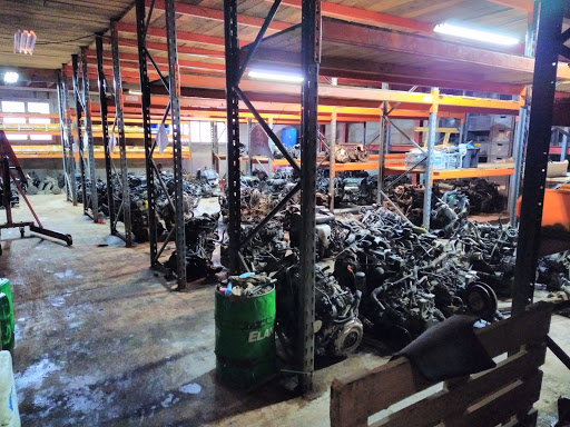 Photo 2 - FAURAX MAG AUTO