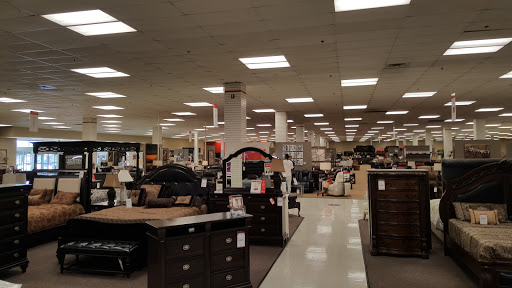 Furniture Store «Value City Furniture», reviews and photos, 960 S Barrington Rd, Streamwood, IL 60107, USA