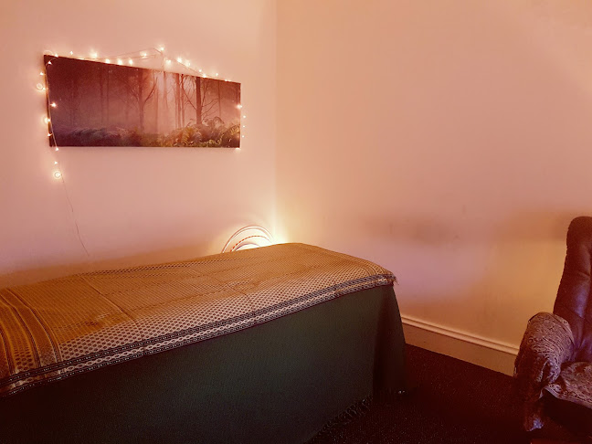 Reviews of Blisslight Yoga and Massage in Glasgow - Massage therapist