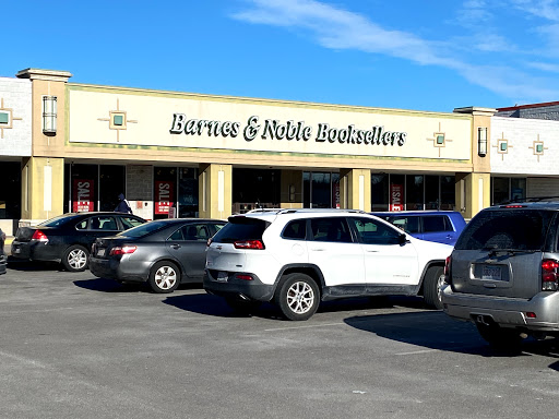 Book Store «Barnes & Noble», reviews and photos, 270 Hartford Ave, Bellingham, MA 02019, USA