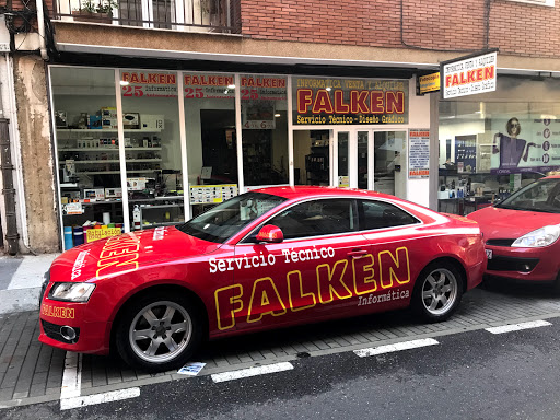 Información y opiniones sobre Falken Servicio Técnico Diseño Gráfico de Salamanca