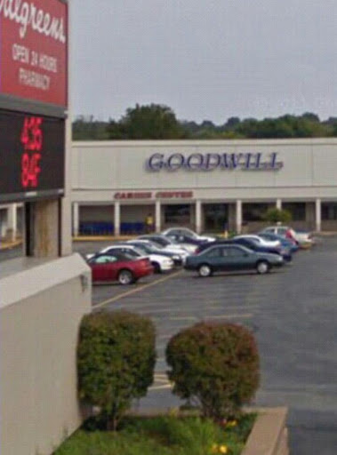 Thrift Store «Goodwill Retail Store of Florissant», reviews and photos, 472 Lindbergh Blvd, Florissant, MO 63031, USA
