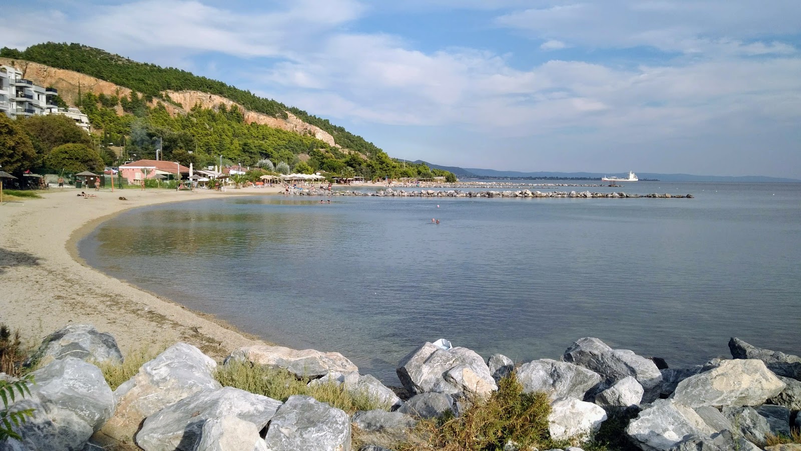 Foto von Anavros beach mit beiger sand Oberfläche