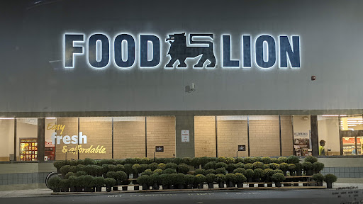 Grocery Store «Food Lion», reviews and photos, 1720 N Croatan Hwy, Kill Devil Hills, NC 27948, USA