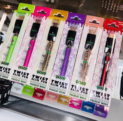 Tobacco Shop «House Of Vapes/Smoke Shop», reviews and photos, 4151 W Vine St, Kissimmee, FL 34741, USA