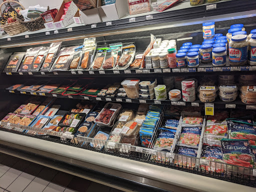 Grocery Store «Schnucks», reviews and photos, 1960 Wentzville Pkwy, Wentzville, MO 63385, USA