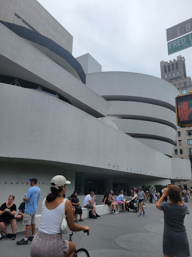 E-commerce Service «Guggenheim Museum Store», reviews and photos, 1071 5th Ave, New York, NY 10128, USA