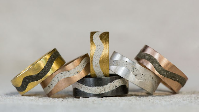 The Penguin - Handmade Stories - Κοσμηματοπωλείο