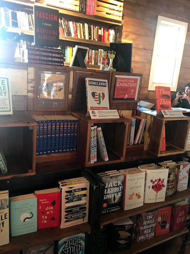 Book shops in Dallas