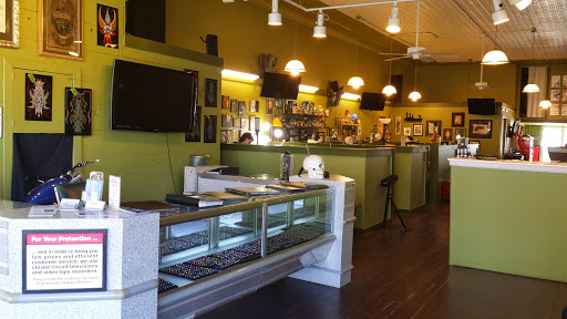 Tattoo Shop «Idle Hands Tattoo & Piercing», reviews and photos, 929 W Douglas Ave, Wichita, KS 67213, USA