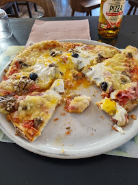 Pizza du Pizzeria Les Platanes à Quillan - n°11
