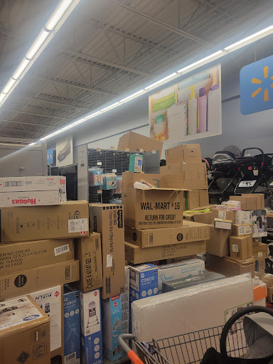 Discount Store «Walmart», reviews and photos, 44575 Mound Rd, Sterling Heights, MI 48314, USA