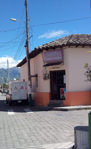 Opiniones de PANADERIA Y PASTELERIA "ANTOJITOS" en San José de Chaltura - Panadería
