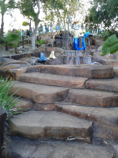 Raging Waters Los Angeles image