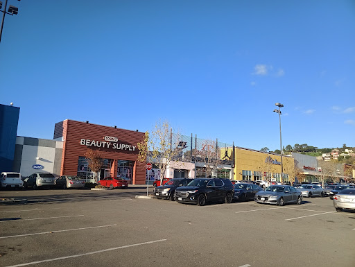 Shopping Mall «Foothill Square Shopping Center», reviews and photos, 10700 MacArthur Blvd #200, Oakland, CA 94605, USA