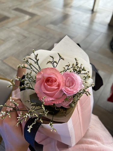 Kym Floral & Gifts - Singapore