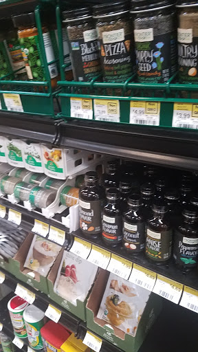 Grocery Store «Earth Fare North Canton», reviews and photos, 3939 Everhard Rd NW, North Canton, OH 44709, USA