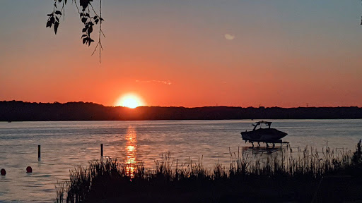 Park «East Medicine Lake Park», reviews and photos, 1740 E Medicine Lake Blvd, Plymouth, MN 55441, USA