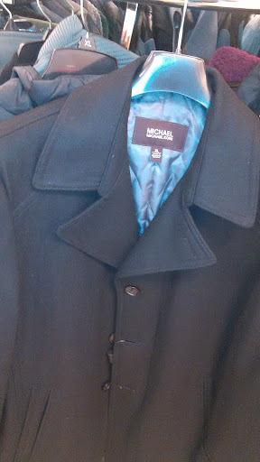 Department Store «Nordstrom Rack Lake Brandon Plaza», reviews and photos, 11201 Causeway Blvd, Brandon, FL 33511, USA