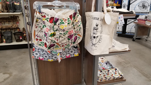 Pet Supply Store «Shoppers Supply», reviews and photos, 1477 Apache Trail, Apache Junction, AZ 85120, USA