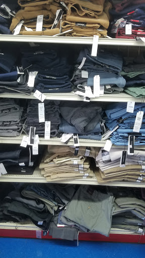 Department Store «Lot-less Closeouts», reviews and photos, 3155 Amboy Rd, Staten Island, NY 10306, USA
