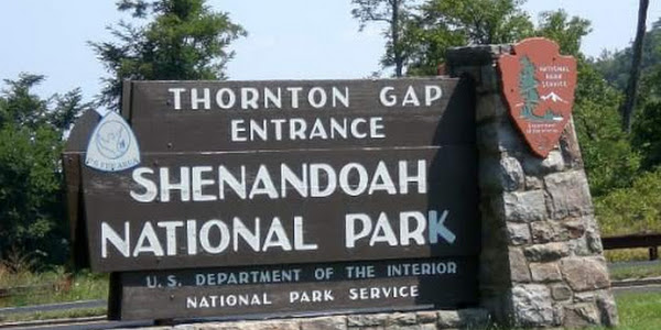 Thornton Gap Entrance Station
