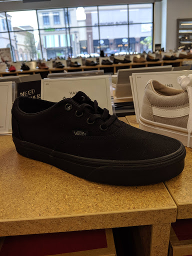 Shoe Store «DSW Designer Shoe Warehouse», reviews and photos, 120 Market St, Collegeville, PA 19426, USA