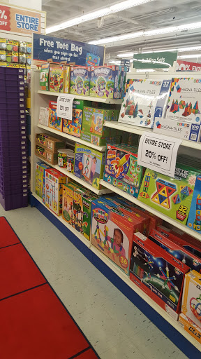 Educational Supply Store «Lakeshore Learning Store», reviews and photos, 969 Central Park Ave, Scarsdale, NY 10583, USA