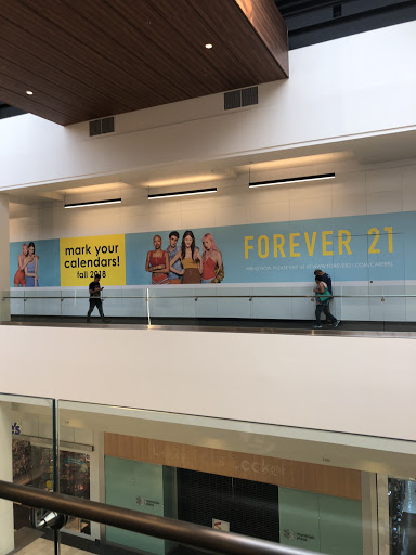 Clothing Store «Forever 21», reviews and photos, 2121 E Montclair Plaza Ln, Montclair, CA 91763, USA