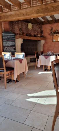Atmosphère du Restaurant La Petite Auberge à Ganzeville - n°3